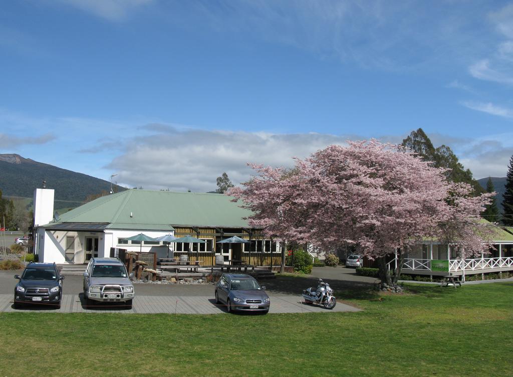 Turangi Bridge Motel Exterior photo