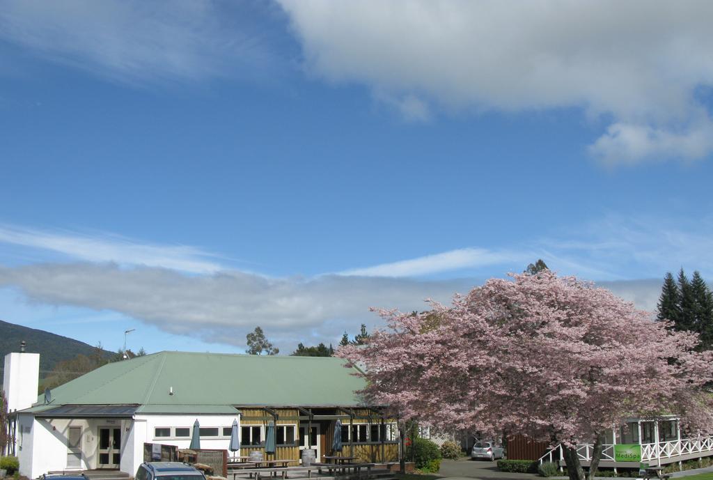 Turangi Bridge Motel Exterior photo