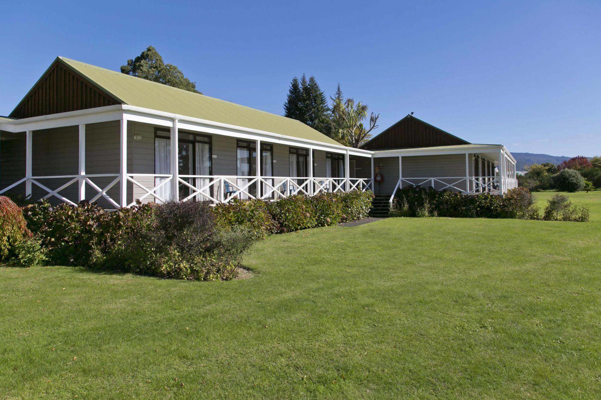 Turangi Bridge Motel Exterior photo